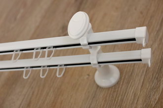 Карнизы пластиковые 105